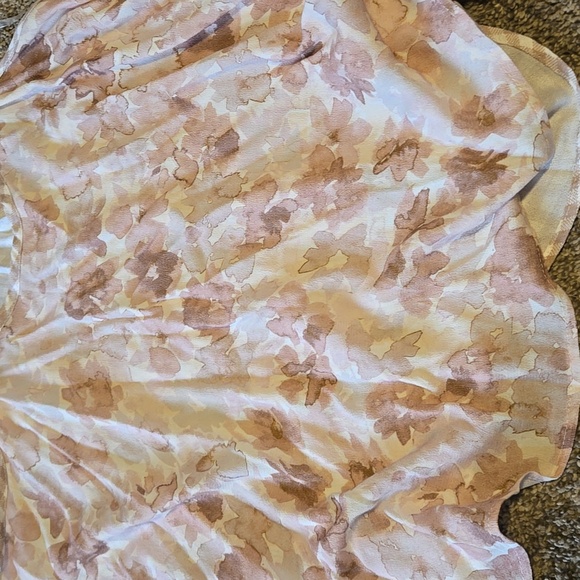 Tank Top - Picture 3 of 6